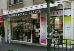 vitrine-publicitaire-paris-15eme.jpg