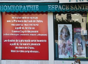 Habillage de vitrine pharmacie vitrine-pharmacie.jpg