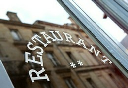 Lettres adhésives pour vitrine - Paris lettres-adhesives.jpg
