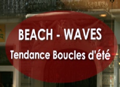 Lettres adhésives pour vitrine sur fond de vinyle coloré lettres-adhesives.jpg