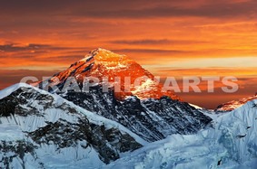 Reproduction de photo en tapisserie murale - Coucher de Soleil sur la Montagne tapisserie-murale-galets.jpg