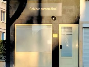 Film dépoli occultant à Maisons-Alfort pour un cabinet paramédical film-depoli-occultant-maisons-alfort.jpg