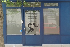 Lettrage adhésif sur vitrine pour cabinet paramédical lettrage-adhesif-vitre-cabinet-paramedical.jpg