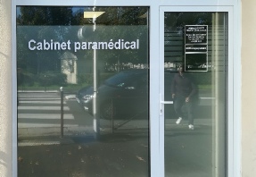 film-occultant-vitre-cabinet-paramedical.jpg