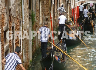 reproduction-photo-heure-pointe-a-venise.jpg