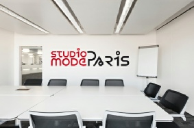 Sticker mural - Logo d'entreprise sticker-adhesif.jpg
