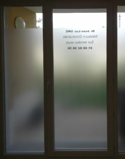 lettres-adhesives-roissy-en-brie.jpg