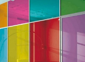 Adhésif tanslucide coloré pour décoration intérieure decoration-interieure.jpg