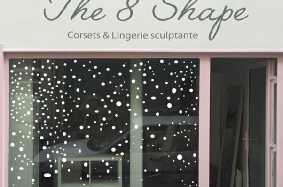 Vitrine de Noël en marquage adhésif vitrine-noel.jpg