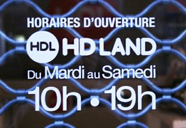 lettres-adhesives-paris.jpg