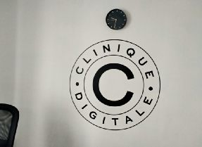 lettres-adhesives-paris-10eme.jpg