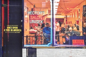 film-adhesif-sur-vitrine.jpg