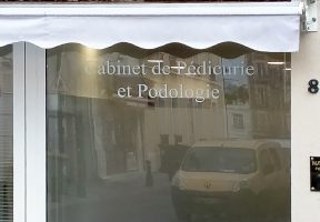 Lettres adhésives à Bagneux pour un cabinet paramédical lettres-adhesives-bagneux.jpg