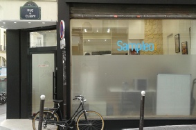 Des bureaux donnant sur un espace public ? Le film dépoli donnera toute l'intimité nécessaire à vos bureaux film-depoli.jpg
