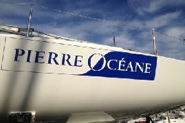 Lettres adhésives découpées sur sur bateau lettres-adhesives-decoupees-sur-bateau.jpg