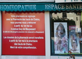 Habillage de vitrine avec vinyle adhésif habillage-vitrine.jpg
