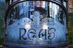 Décoration de vitrine : adhésif, dépoli, lettrage adhésif... decoration-vitrine.jpg