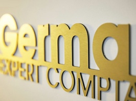 Logo en or ou argent : un façon moderne et haut de gamme pour afficher votre logo logo-alu-et-or.jpg