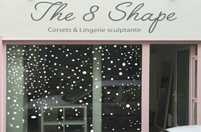Conseils pour bien décorer la vitrine de sa boutique