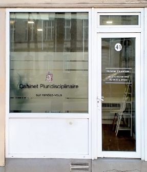 Film dépoli occultant pour un cabinet d'ostéopathie à Paris 13ème film-depoli-occultant-paris-13eme.jpg