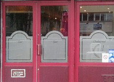 Le film dépoli préserve des regards en laissant passer la lumière film-adhesif-depoli.jpg